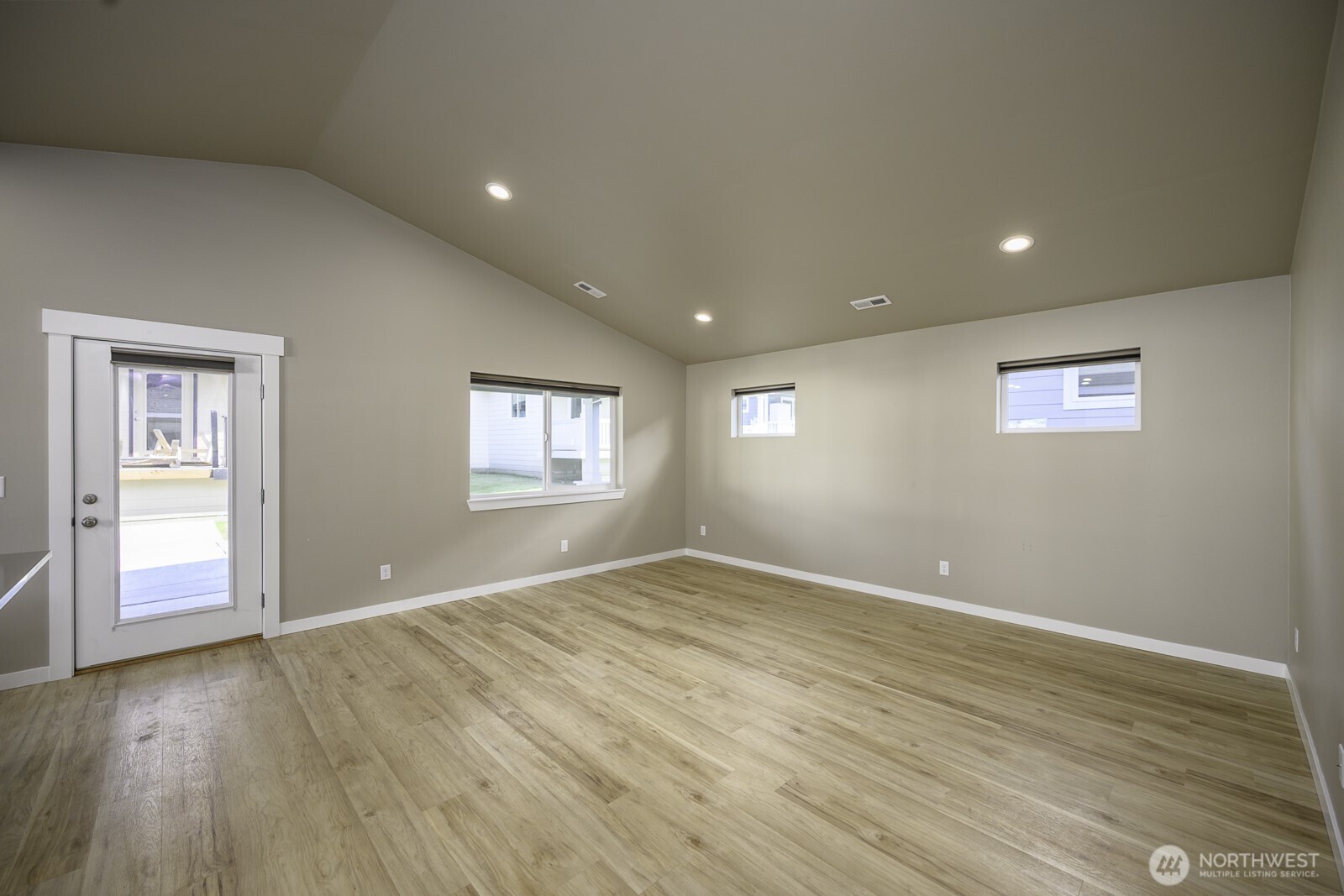 123 E 9th Avenue Moses Lake WA 98837