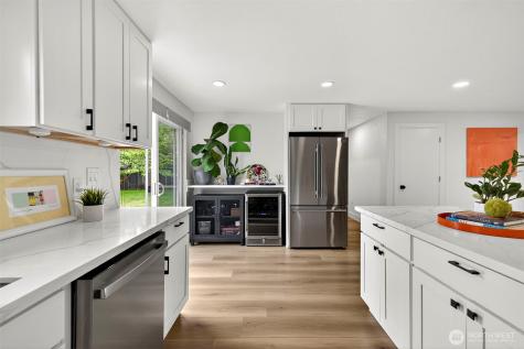 11303 14th Avenue SW Seattle WA 98146