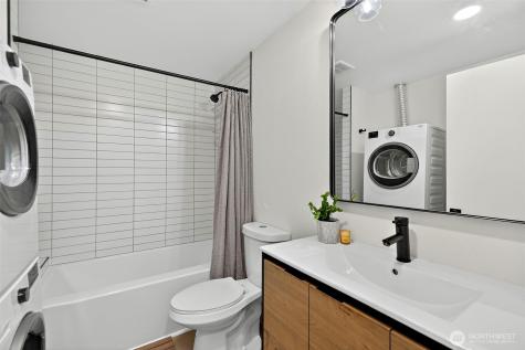 11303 14th Avenue SW Seattle WA 98146