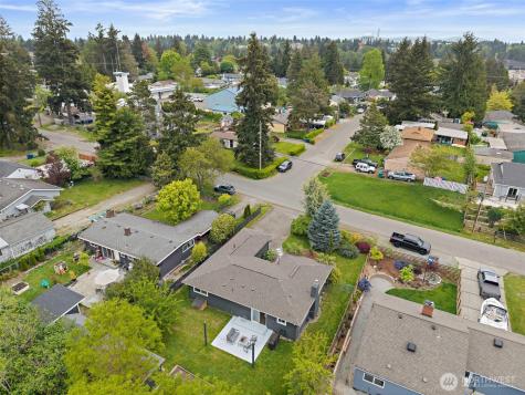 11303 14th Avenue SW Seattle WA 98146