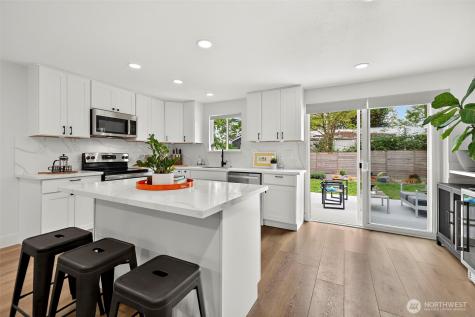 11303 14th Avenue SW Seattle WA 98146