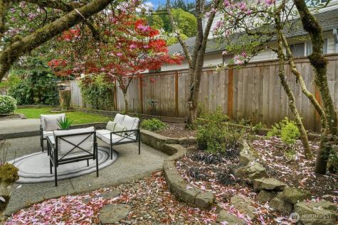 15631 SE 156th Street Renton WA 98058