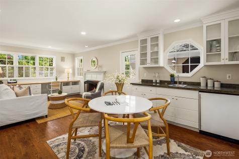 818 E Edgar Street Seattle WA 98102