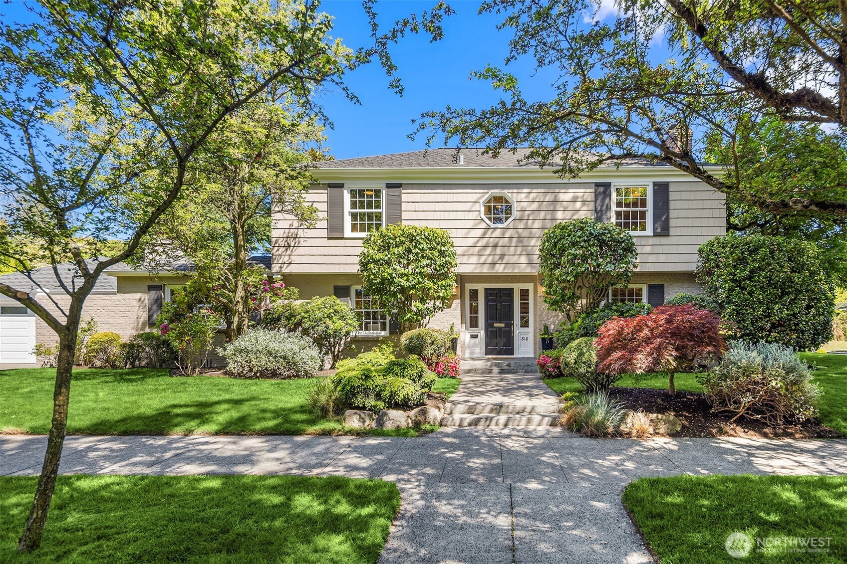 818 E Edgar Street Seattle WA 98102