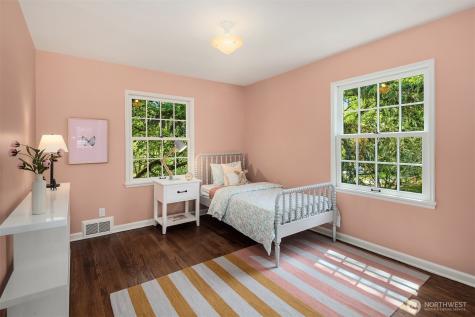 818 E Edgar Street Seattle WA 98102