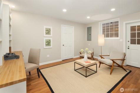 818 E Edgar Street Seattle WA 98102