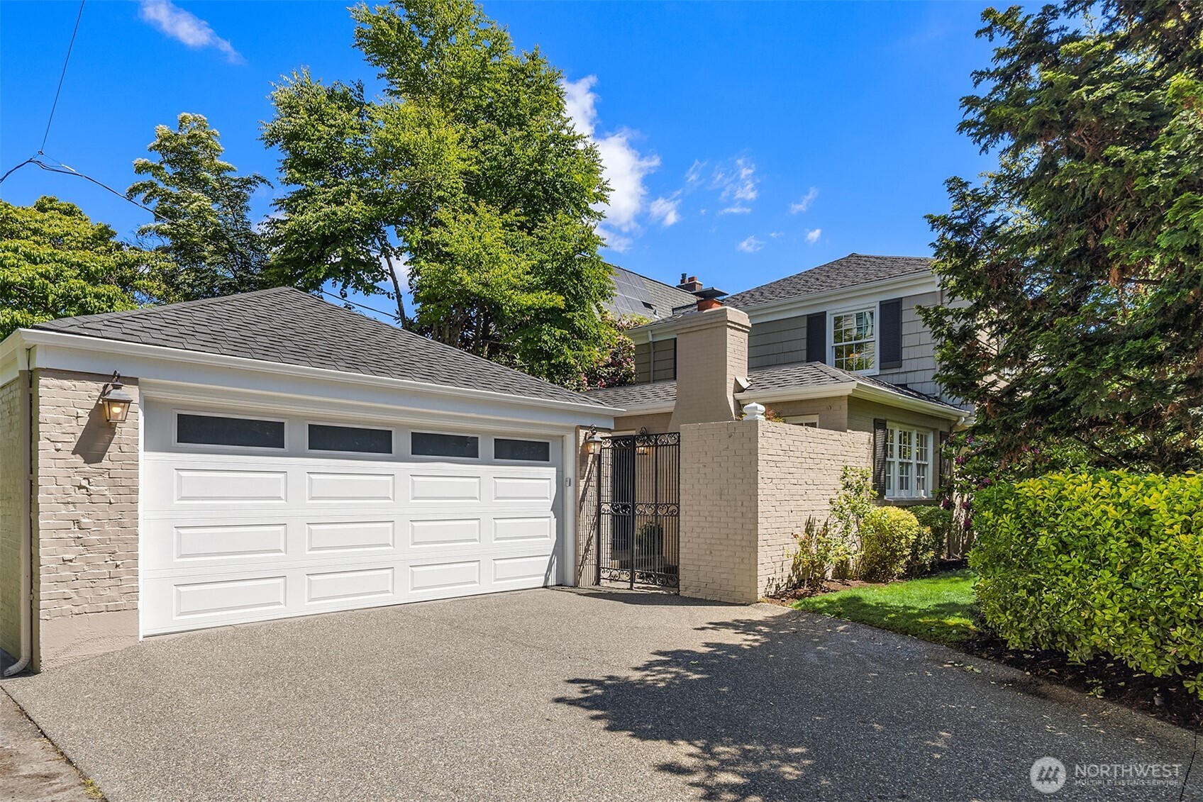 818 E Edgar Street Seattle WA 98102