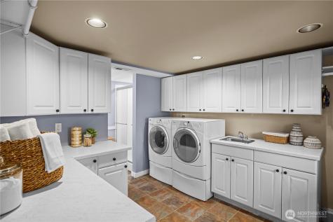 528 W Lake Sammamish Parkway SE Bellevue WA 98008