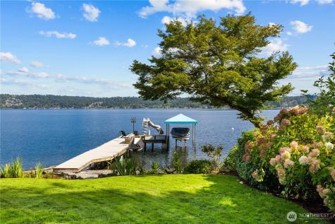 528 W Lake Sammamish Parkway SE Bellevue WA 98008