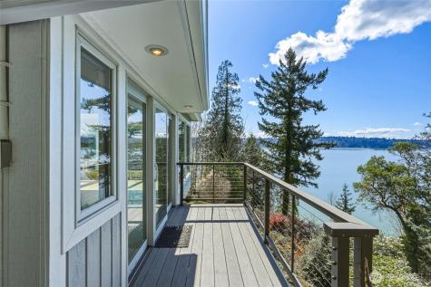 8449 W Mercer Way Mercer Island WA 98040
