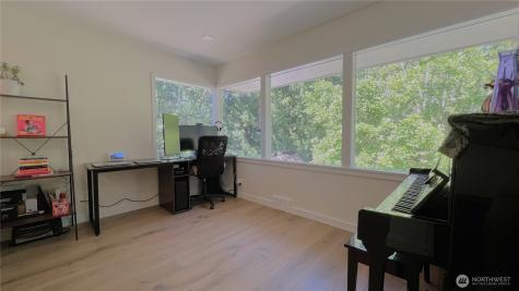 2918 74th Avenue Mercer Island WA 98040