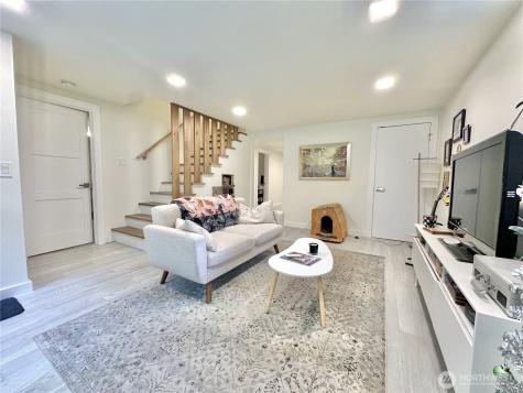 2918 74th Avenue Mercer Island WA 98040