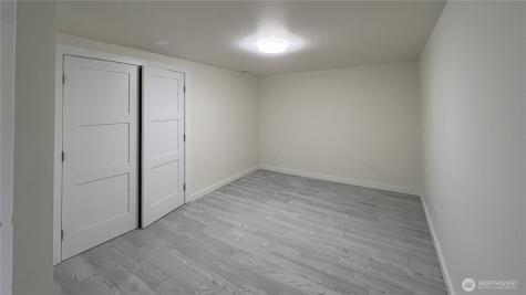 2918 74th Avenue Mercer Island WA 98040