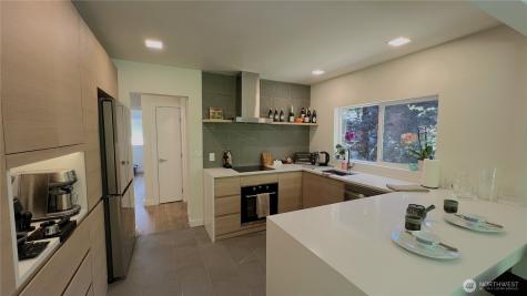 2918 74th Avenue Mercer Island WA 98040