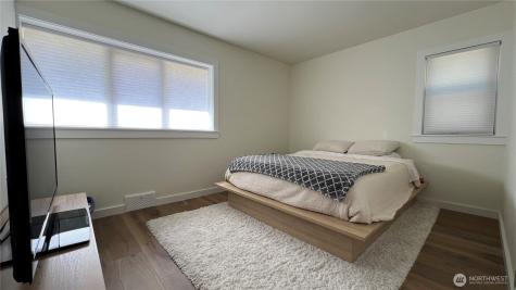 2918 74th Avenue Mercer Island WA 98040