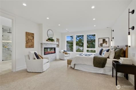 10411 NE 17th Street Bellevue WA 98004