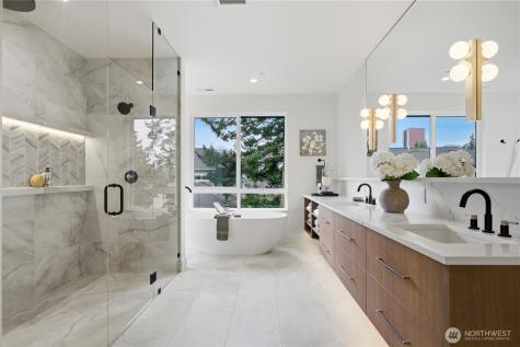 10411 NE 17th Street Bellevue WA 98004