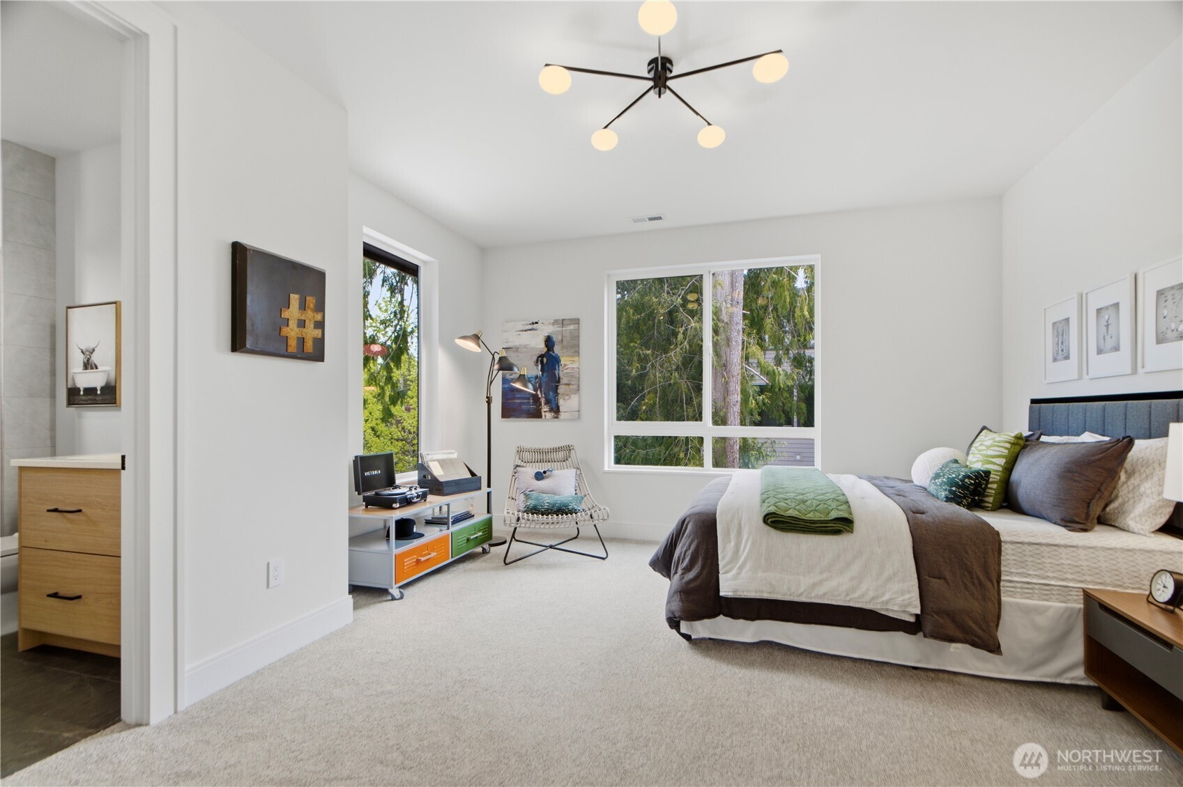 10411 NE 17th Street Bellevue WA 98004