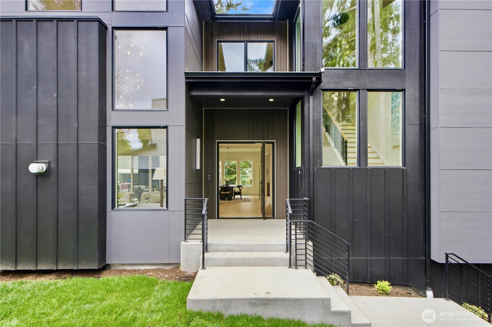 10411 NE 17th Street Bellevue WA 98004