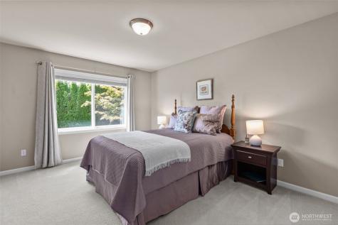 2759 NW Pine Cone Place Issaquah WA 98027