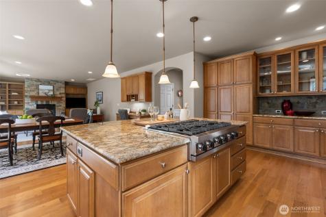 2759 NW Pine Cone Place Issaquah WA 98027