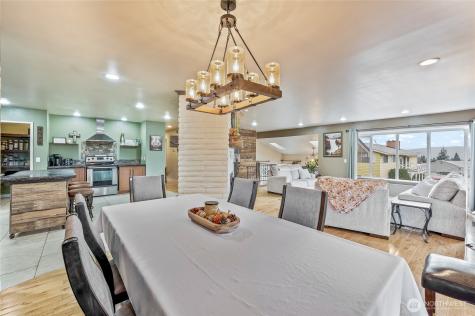 809 N Kenroy Terrace East Wenatchee WA 98802