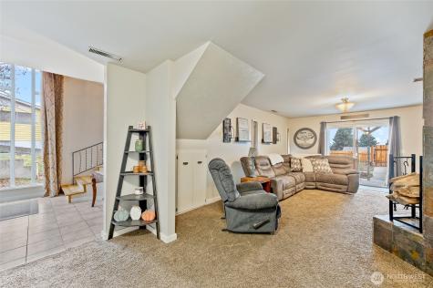 809 N Kenroy Terrace East Wenatchee WA 98802