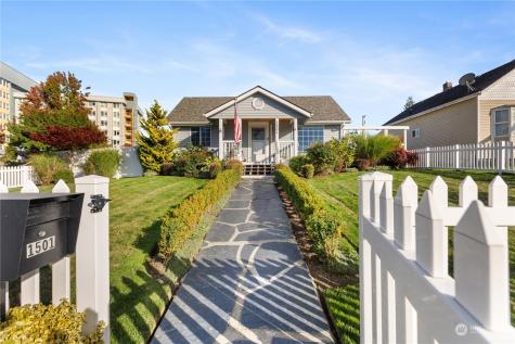 1501 Baker Everett WA 98201
