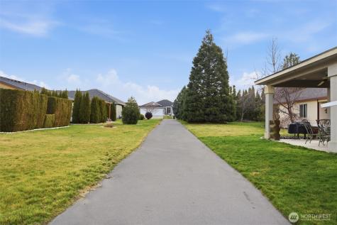 218 Sun Willows Boulevard Pasco WA 99301