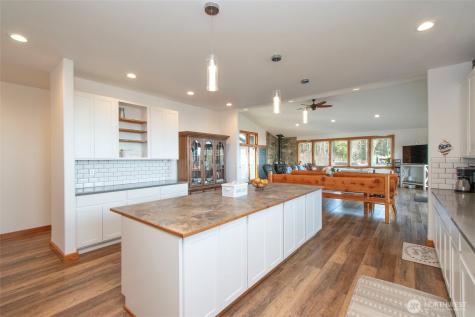 242 Watershed Road Port Angeles WA 98362