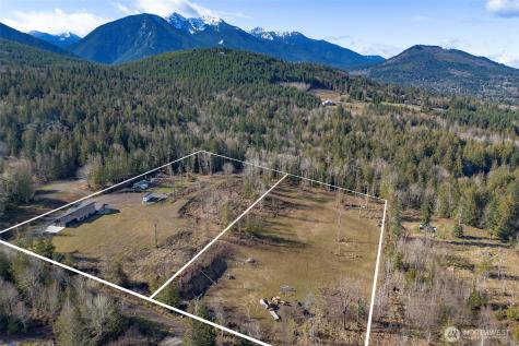 242 Watershed Road Port Angeles WA 98362