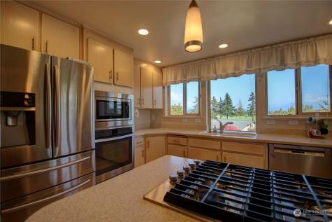 12166 Hilynn Drive Burlington WA 98233