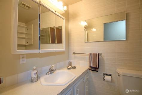12166 Hilynn Drive Burlington WA 98233