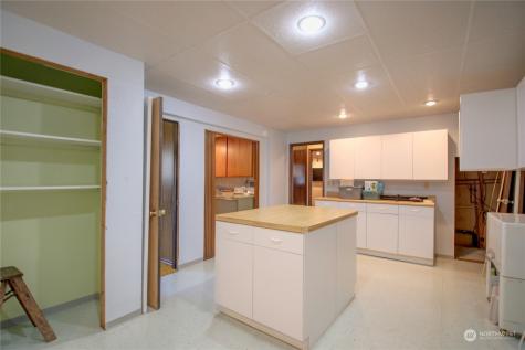 12166 Hilynn Drive Burlington WA 98233