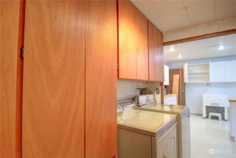 12166 Hilynn Drive Burlington WA 98233