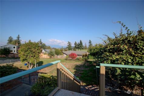 12166 Hilynn Drive Burlington WA 98233