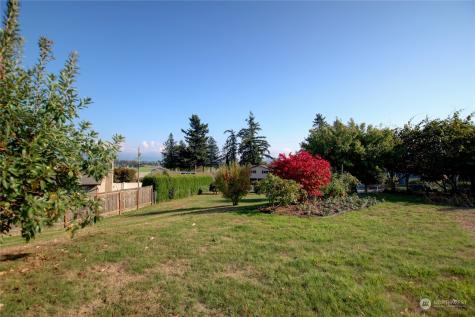 12166 Hilynn Drive Burlington WA 98233