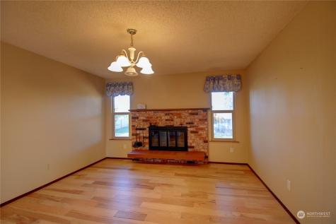 12166 Hilynn Drive Burlington WA 98233