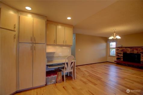 12166 Hilynn Drive Burlington WA 98233