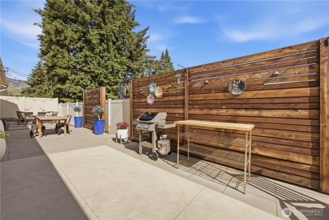 219 Pershing Circle Wenatchee WA 98801