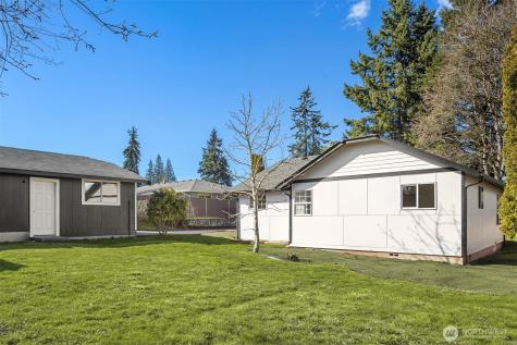 208 78th Place SW Everett WA 98203