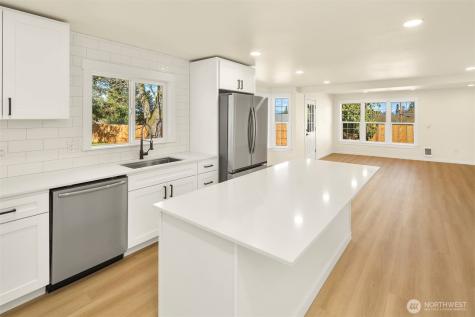 208 78th Place SW Everett WA 98203