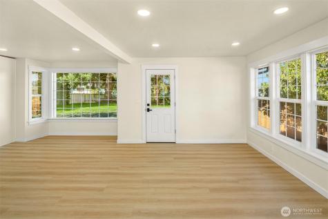 208 78th Place SW Everett WA 98203