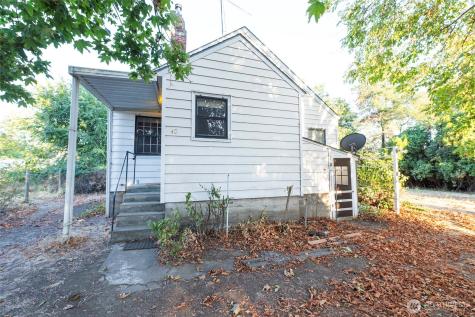 40 NW B Street College Place WA 99324