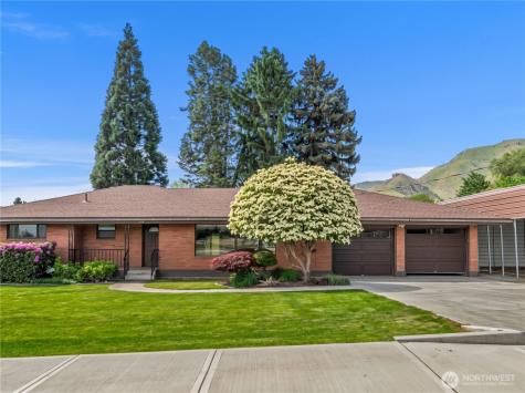 1909 Springwater Avenue Wenatchee WA 98801