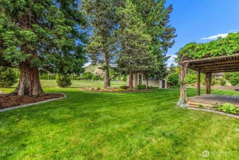 1909 Springwater Avenue Wenatchee WA 98801
