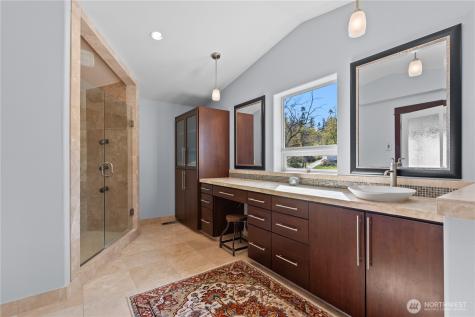 10258 NE Lafayette Avenue Bainbridge Island WA 98110