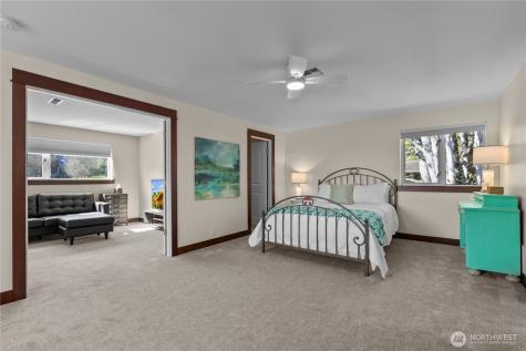 10258 NE Lafayette Avenue Bainbridge Island WA 98110