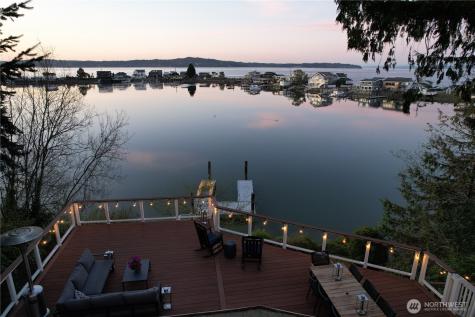10258 NE Lafayette Avenue Bainbridge Island WA 98110
