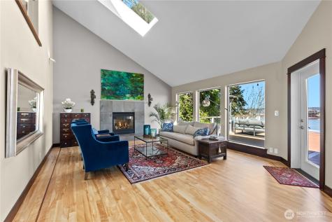 10258 NE Lafayette Avenue Bainbridge Island WA 98110